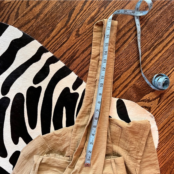 Wide Leg Pants with Single Strap - Picture 4 of 12